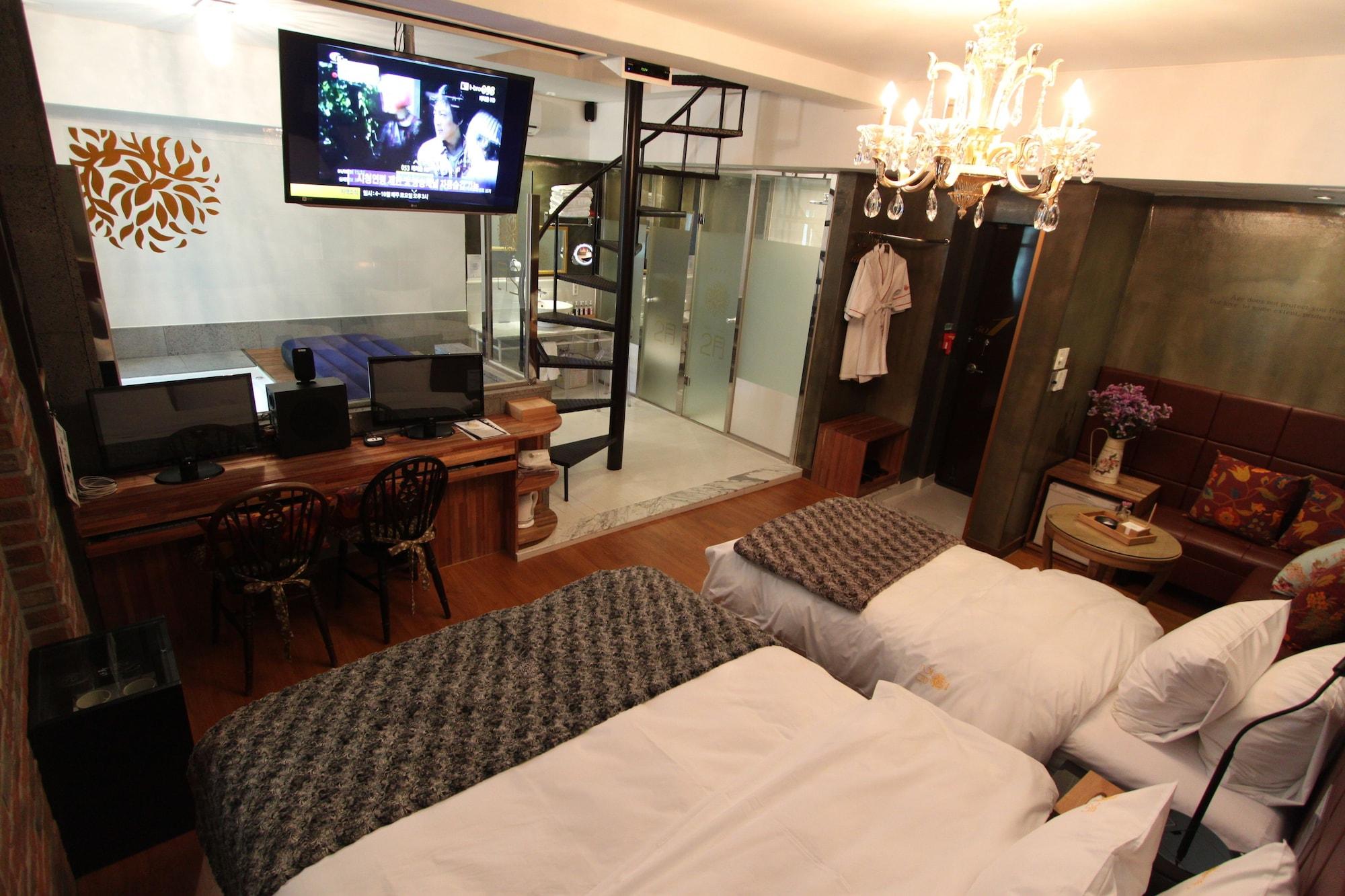 February Hotel Apsan Daegu Ngoại thất bức ảnh