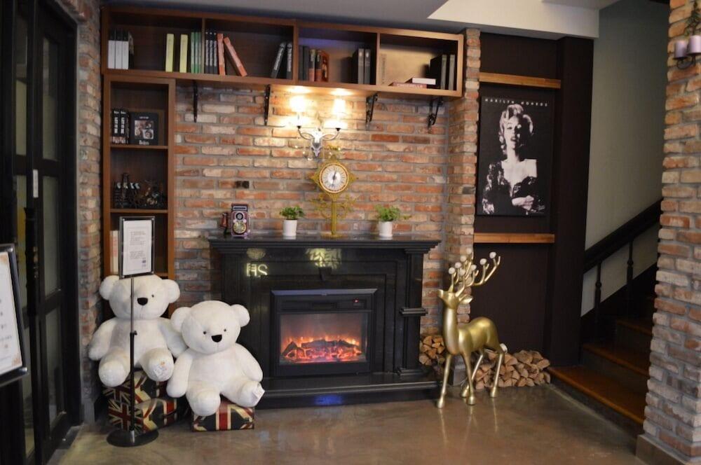 February Hotel Apsan Daegu Ngoại thất bức ảnh